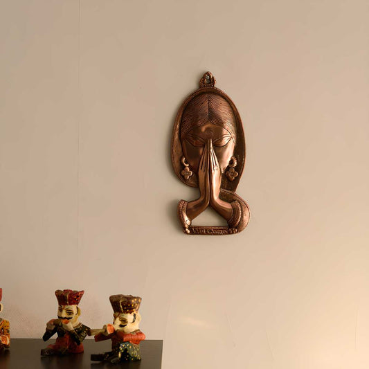Welcome Lady Wall Hanging